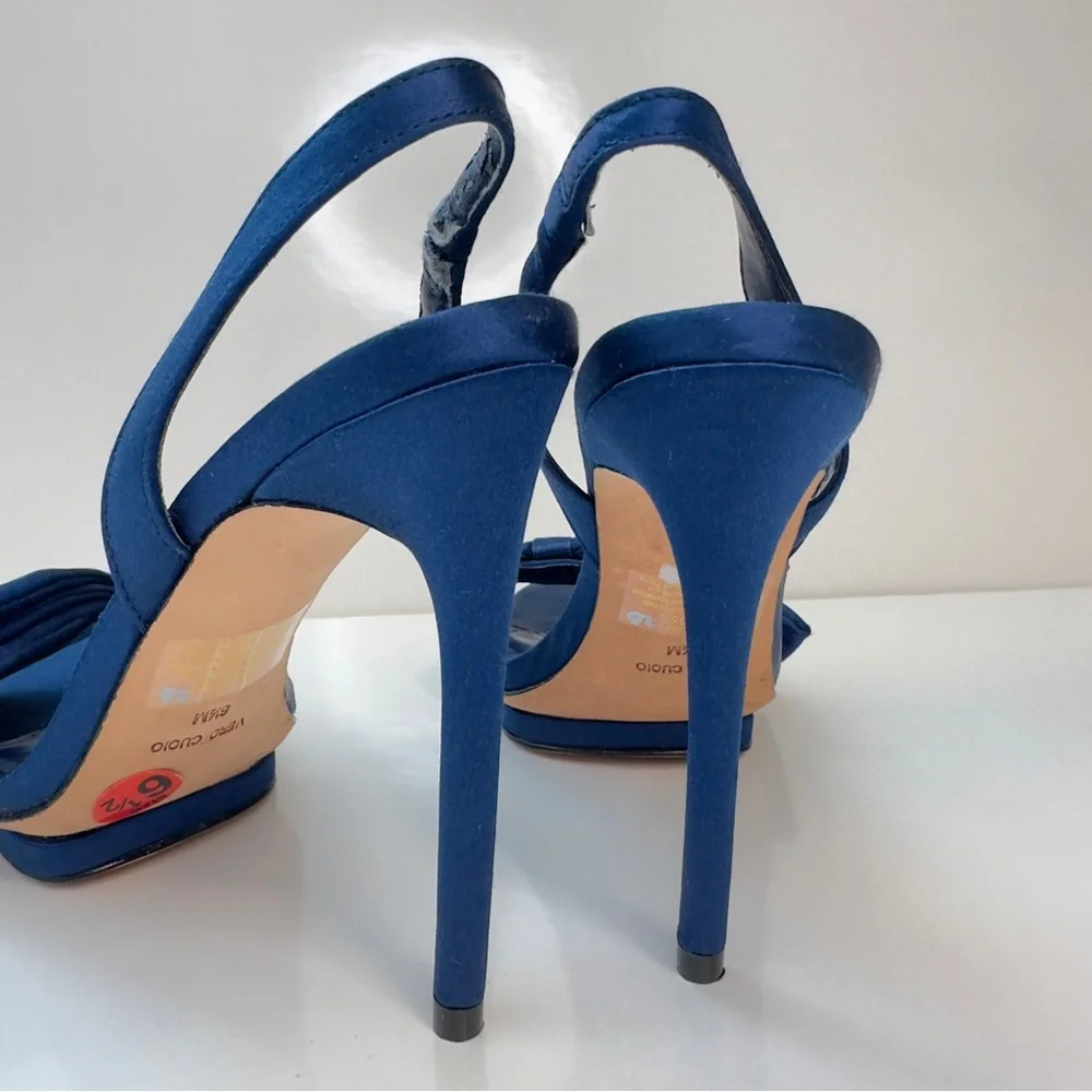 Like new! BCBGMAXAZRIA Blue Satin Bow Slingback Heels – Size 6.5 - Picture 6 of 7